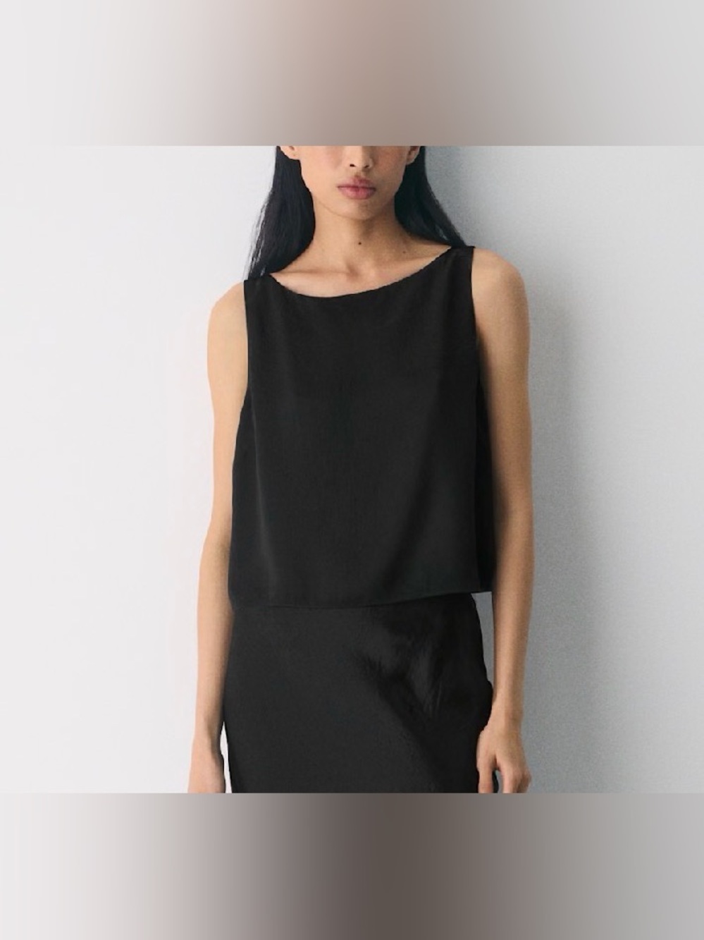 NWT Cunning satin top